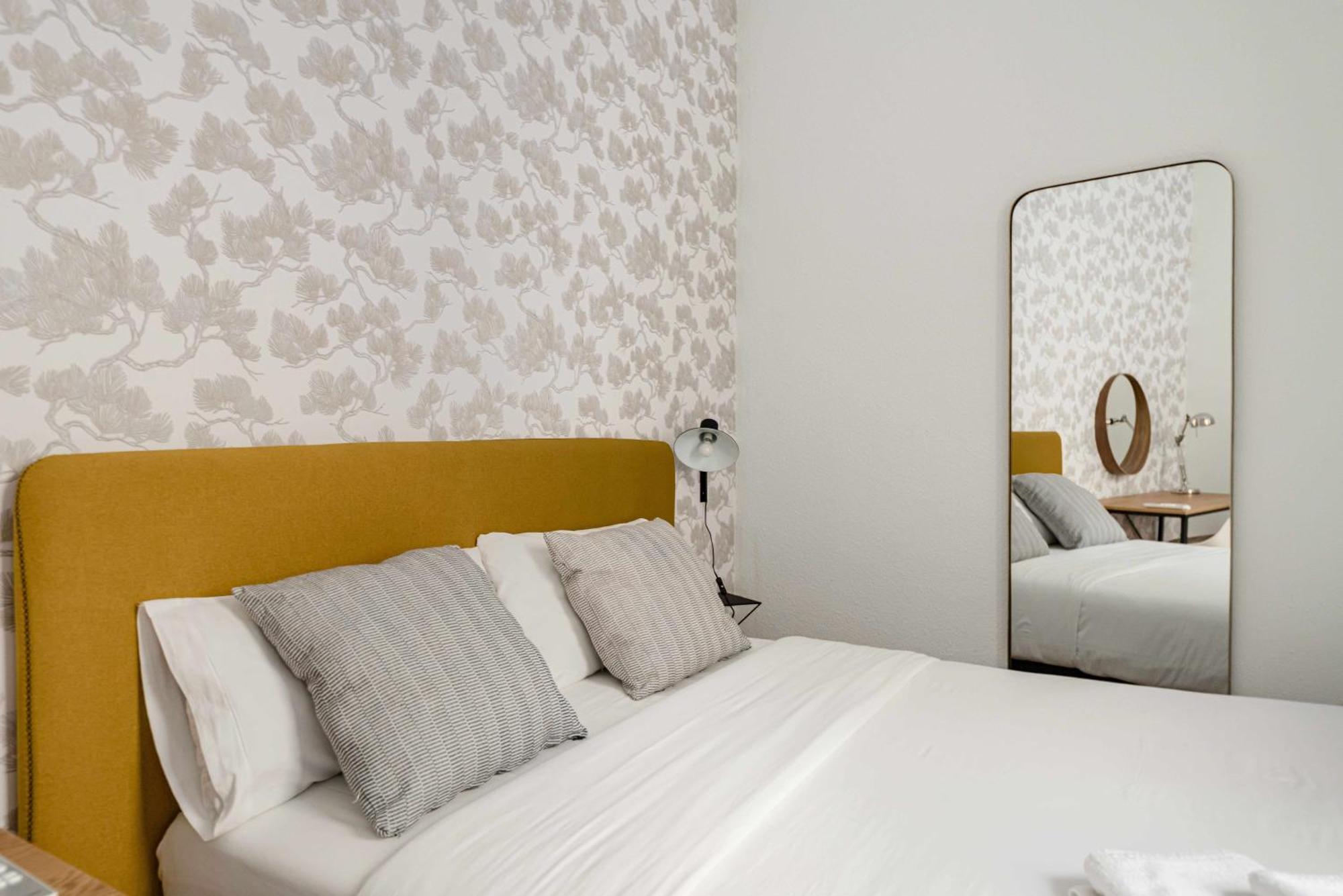 Sol Y Tirso Rooms มาดริด ภายนอก รูปภาพ