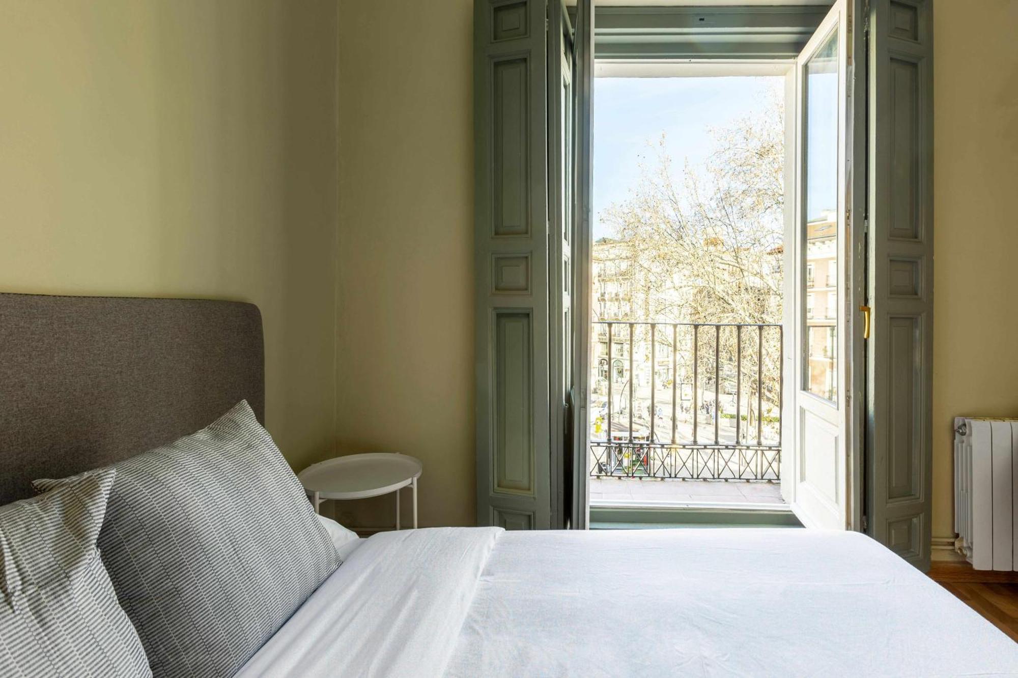 Sol Y Tirso Rooms มาดริด ภายนอก รูปภาพ